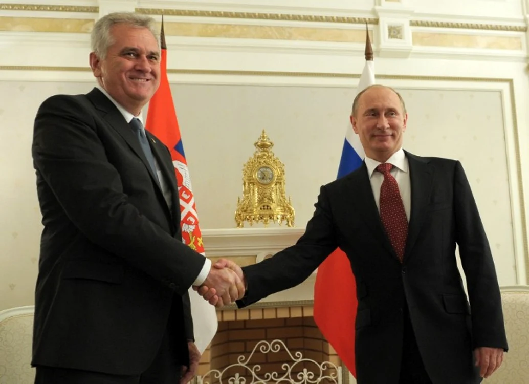Preşedintele Serbiei, Tomislav Nikolici şi liderul de la Kremlin, Vladimir Putin foto AFP