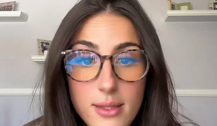 Tânăra vorbește despre experiența ei pe TikTok