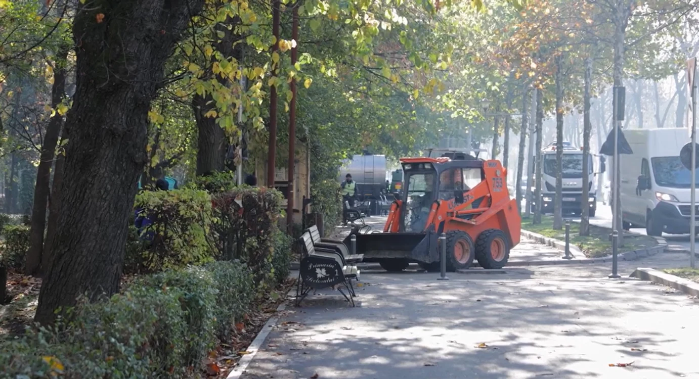 Asfaltarea a fost finalizată. FOTO captură video Trustul de Clădiri Metropolitane