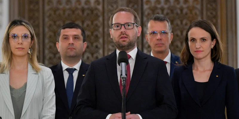 USR - Diana Buzoianu, Radu Miruță, Dominic Fritz, Ionuț Moșteanu și Oana Țoiu