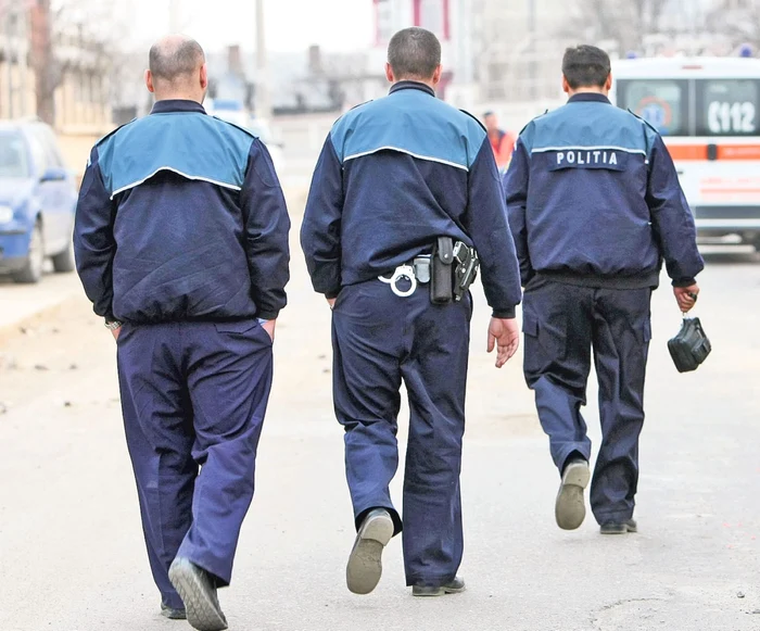 Poliţiştii ar putea ieşi mai târziu la pensie