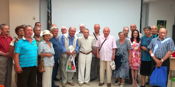 Paul Andreescu şi colegi din Asociaţia Foştilor Deţinuţi Politic din Constanţa Foto Sînziana Ionescu