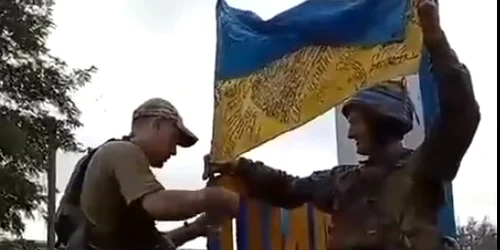 Soldati ucraineni elibereaza orasul Liman FOTO Twitter jpg