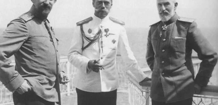 De la stânga la dreapta: Ferdinand I, Ţarul Nicolae al II-lea şi Carol I FOTO: Ucu Bodiceanu