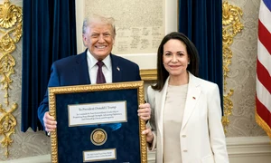 María Corina Machado i a inmanat lui Donald Trump medalia Premiului Nobel pentru Pace foto Casa Albă png