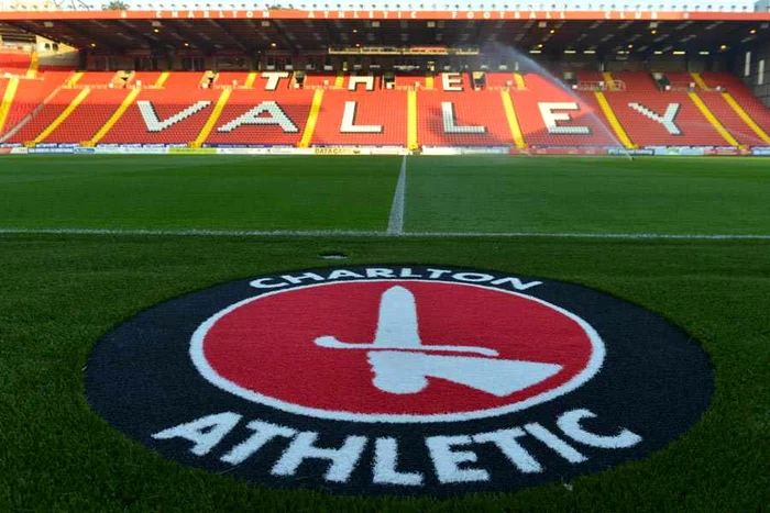 Terenul celor de la Charlton Athletic a fost martorul scenelor indecente