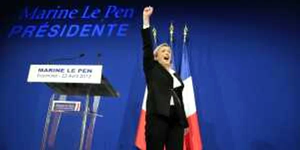Marine Le Pen a sărbătorit rezultatele prezidenţialelor ca pe o mare victorie, dar Frontul Naţional nu a obţinut decât două mandate în Adunarea Naţională la alegerile legislative. 