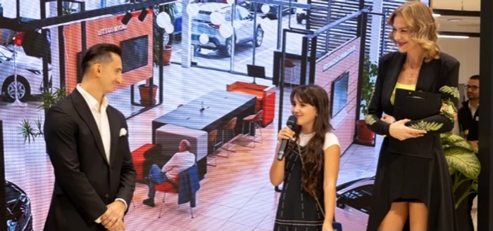 Roxana Ciuhulescu, la lansarea show-room-unui Toyota din Târgoviște foto: Click!