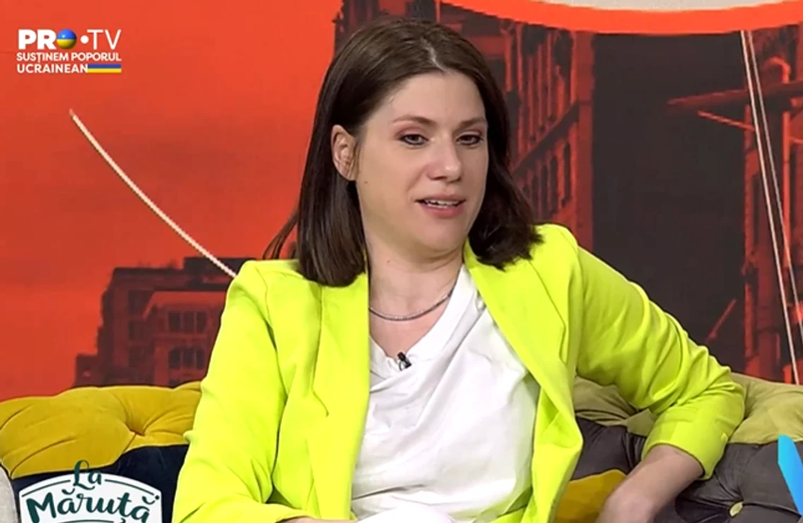 tily niculaie 3 png