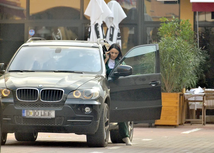 
    Andreea Marin a condus  cu 104 km/h pe  Bulevardul Aviatorilor  