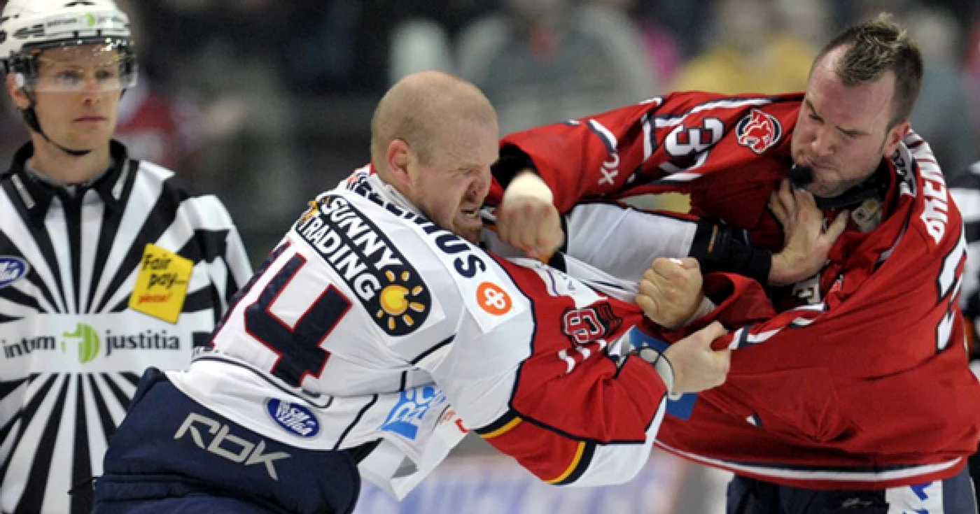 Kip Brennan este unul dintre cei mai activi bătăuși din KHL