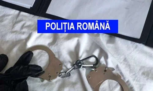 Cătuşele sunt din ce în ce mai folosite de cuplurile care vor să şi condinenteze viaţa sexuală jpeg