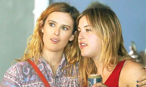 Demi este  acuzată de fete  că nu a fost  o mamă bună (Fotografii: splashnews/ reuters/ wenn) jpeg