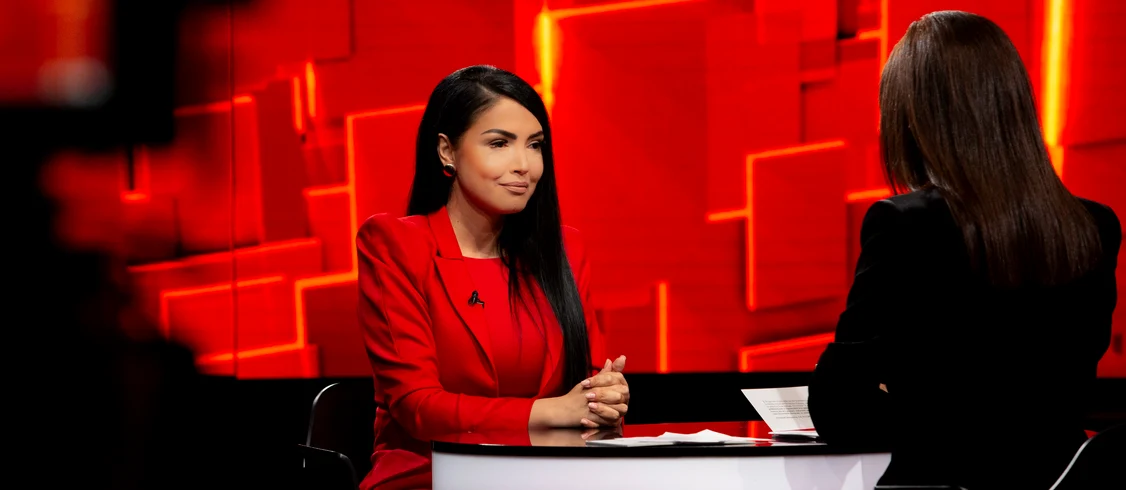 Andreea Mantea, în emisiunea lui Denise Rifai. Foto: Kanal D