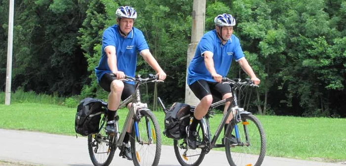 Patrule pe biciclete în Timişoara FOTO Ştefan Both