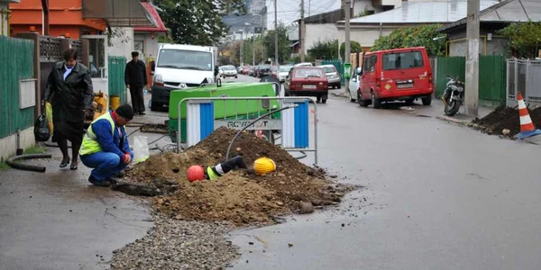 Lucrări la reţelele de apă în zona Berzei