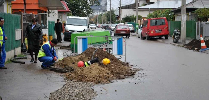 Lucrări la reţelele de apă în zona Berzei