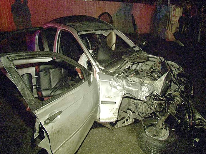 Așa arăta una dintre mașinile implicate în accidentul din localitatea Zăpodia