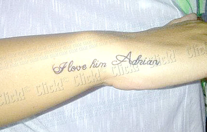 Raluca e fata de la  Meteo din Click!