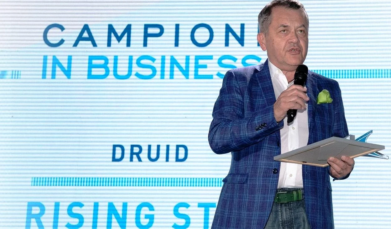 WhatsApp va include chatboții creați de startup-ul românesc Druid