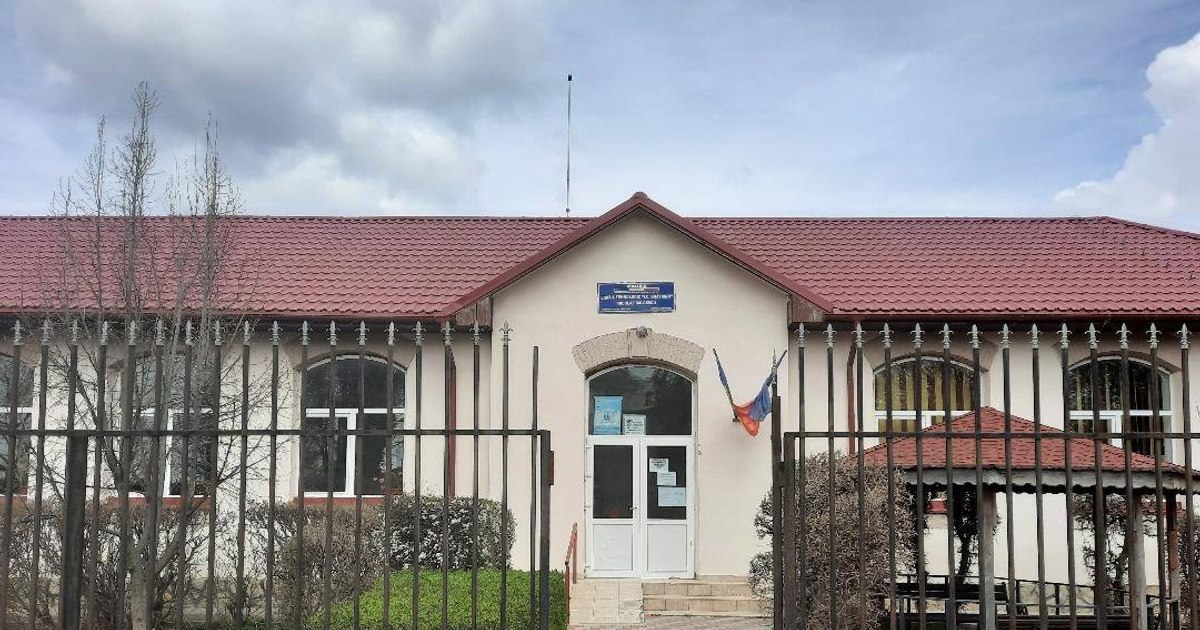 Situație critică la un liceu din Constanța: clasa de seral desființată în februarie Situație critică la un liceu din Constanța: clasa de seral desființată în februarie