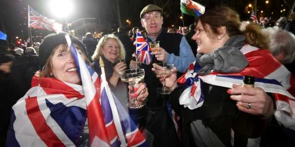 Britanicii sărbătoresc ieşirea Marii Britanii din UE FOTO EPA-EFE