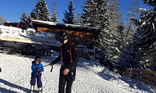 Adi Sina si Anca Serea, in vacanta la schi, in Austria