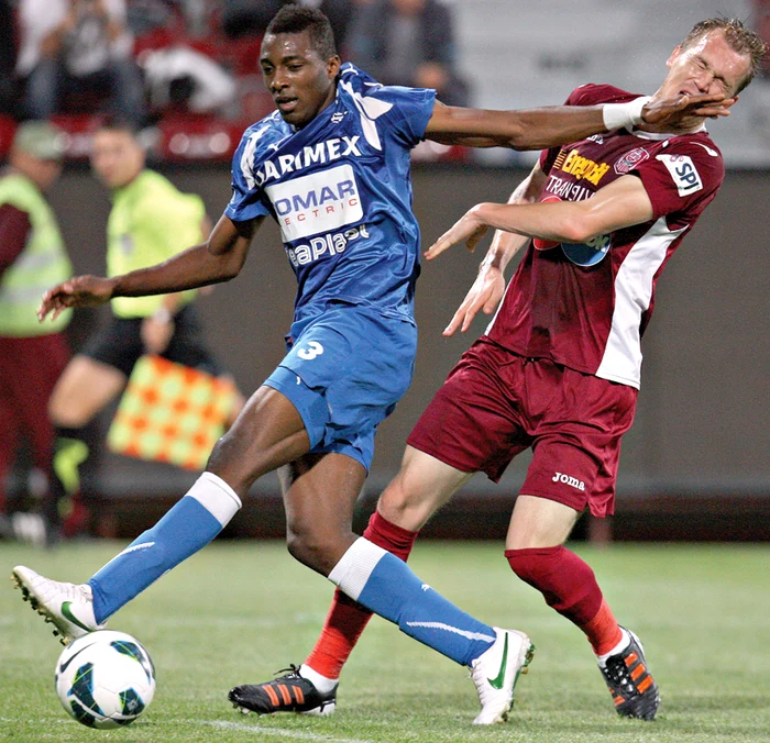 Evoluţiile bune ale lui Kapetanos (foto dreapta) au dus echipa în grupele Ligii Campionilor