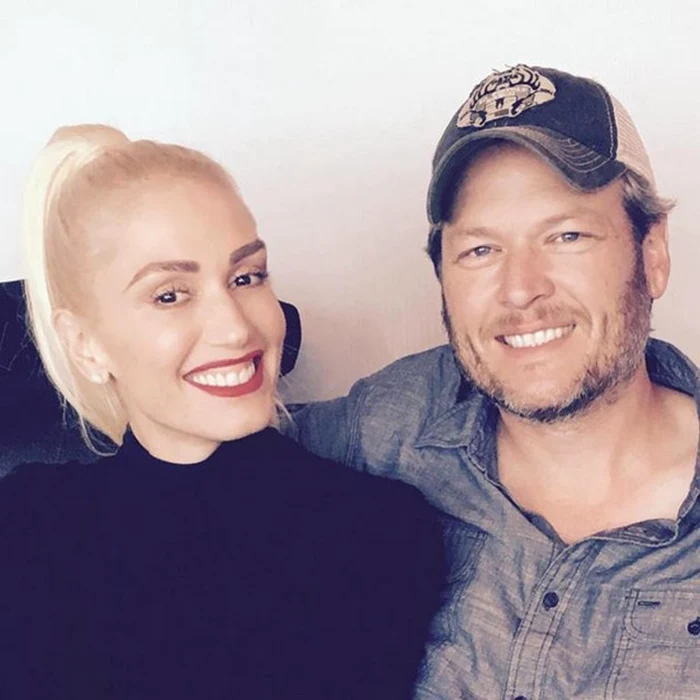 gwen stefani blake shelton hepta 2429965 768x768 jpeg