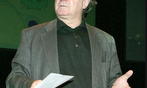 Ion Caramitru este directorul Teatrului Național „I  L  Caragiale” din București jpeg