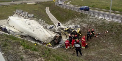 tir rasturnat foto isu 