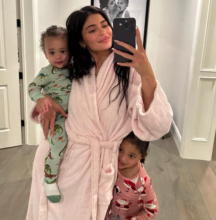 Kylie Jenner are doi copii (Foto: Instagram)