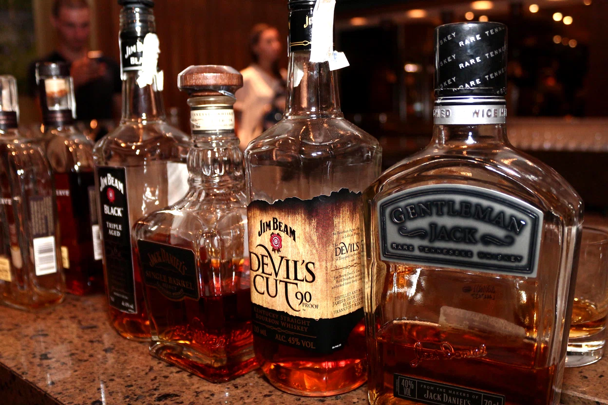 Românii sunt foarte atenți în alegerea whisky-ului preferat