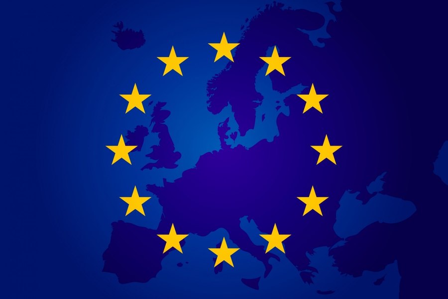 În Uniunea Europeană 891.600 de persoane lucrează ca autor, jurnalist sau lingvist, 13.000 sunt în România