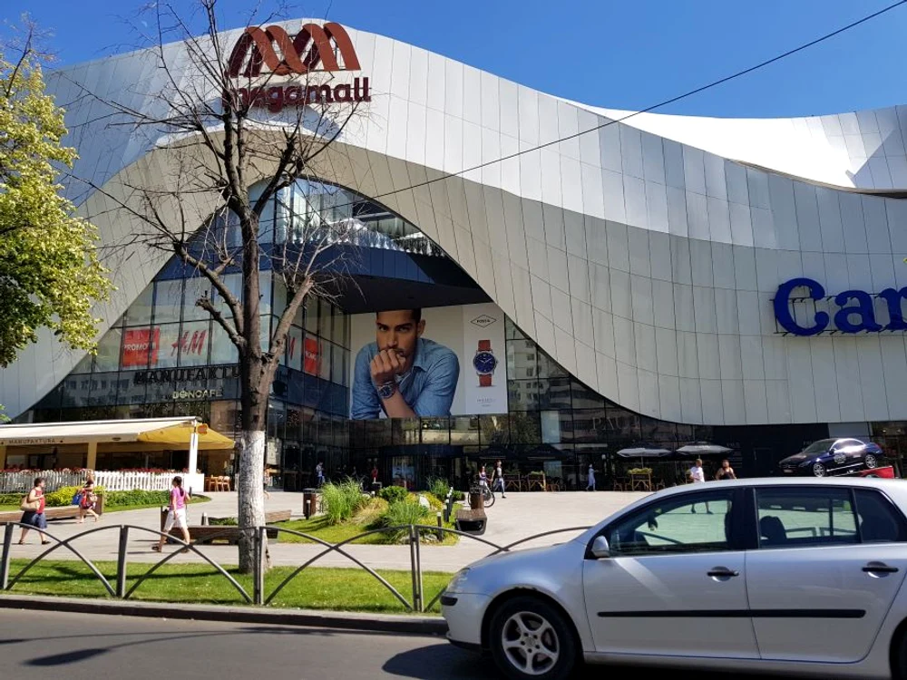 Geografia mall urilor şi hypermarket urilor în Bucureşti jpeg
