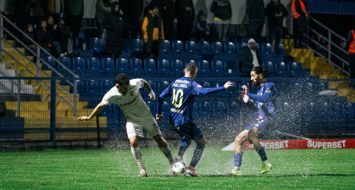 Alb-roșii s-au impus la limită la Clinceni. Foto Facebook Dinamo