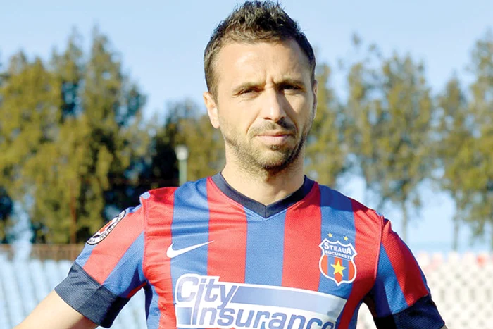 
    Lucian Sânmărtean, pe vremea când juca la Steaua  