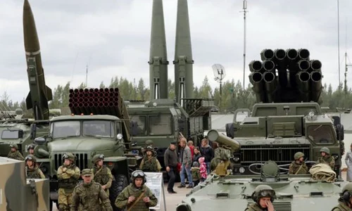 Camera superioară a Parlamentului rus a aprobat trimiterea de trupe în susţinerea separatiştilor din Ucraina jpeg