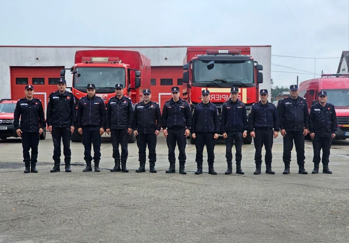 Pompierii din Alba care vor merge în sprijinul colegilor din Călărași FOTO ISU Alba