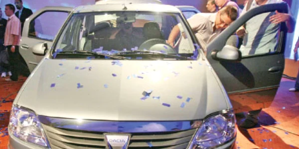 În luna septembrie, Loganul cu numărul 1.000.000 a ieşit pe porţile fabricii Dacia de la Mioveni