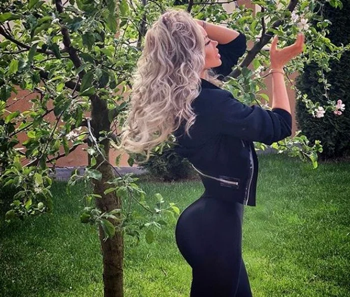 Bianca și-a pus implant fesier în anul 2020