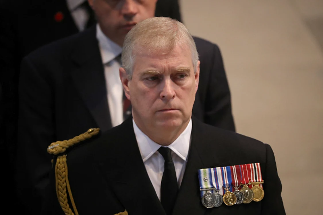 Prințul Andrew i-a cerut voie Reginei Elisabeta a II-a să se retragă o perioadă din viața publică Foto: Getty