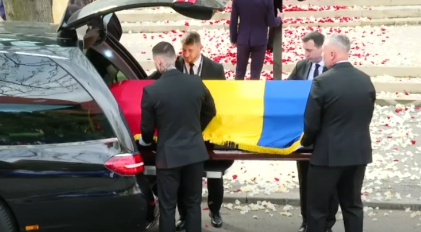 A sosit cortegiul Foto/ Captură @digisport