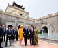 Regina Mathilde și Regele Philippe la sosirea în Hanoi, Vietnam, cu președintele Luong Cuong și Prima Doamnă Nguyen Thi Minh Nguyet. FOTO: Frédéric Andrieu/Casa Regală belgiană