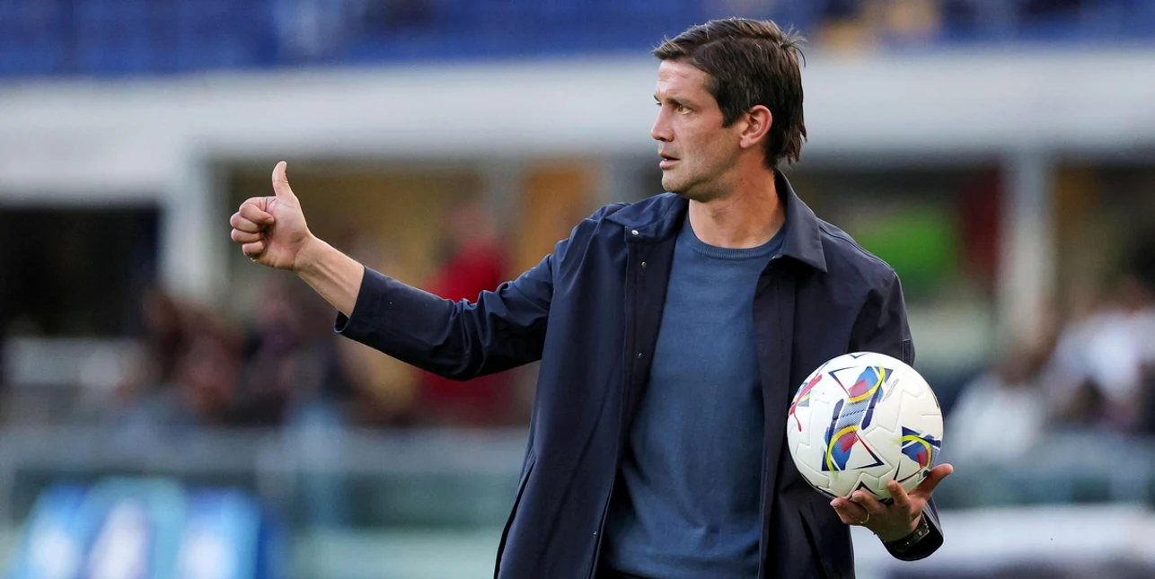 Cristian Chivu a bătut palma cu noua sa echipă, Inter Milano. Foto EPA EFE 