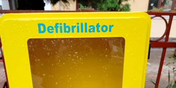 defibrilator jpg