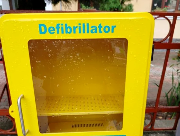 Locul în care era amplasat defibrilatorul FOTO Ioan Buciumar