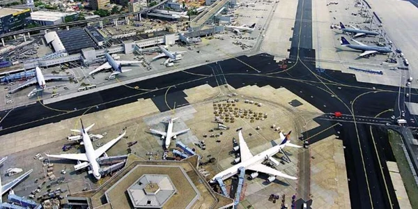 frankfurt aeroport