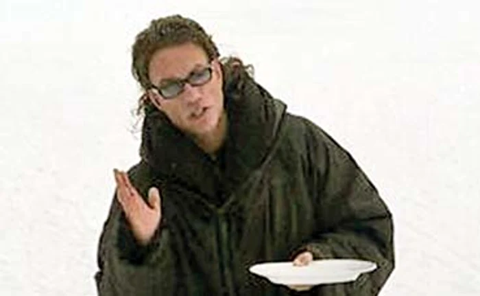 
    Actorul belgian a dat  indicații de pe pârtia  de la Bâlea Lac  