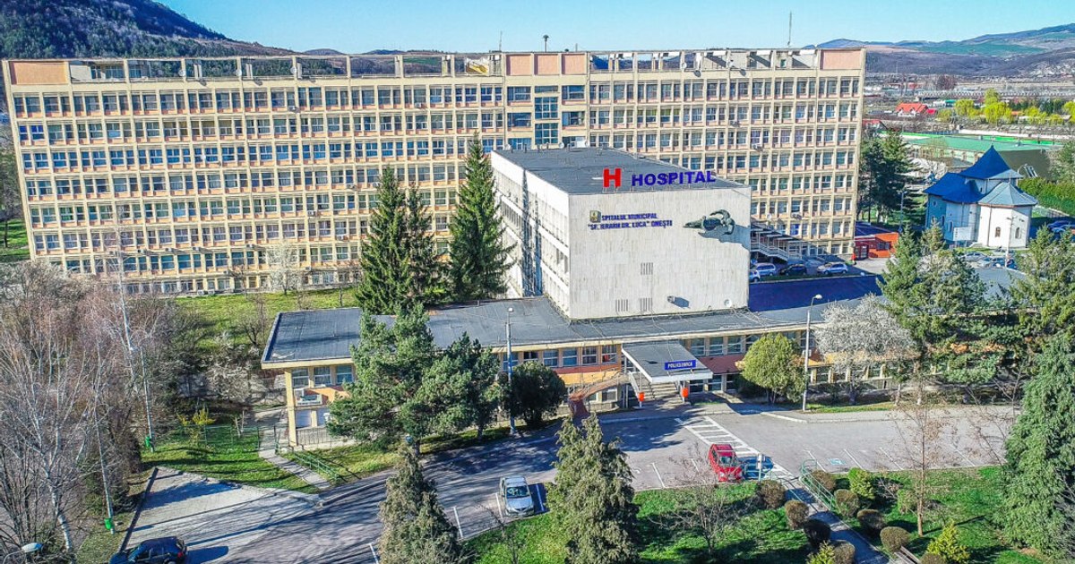 Paznic înjunghiat de un pacient beat la Spitalul din Onești